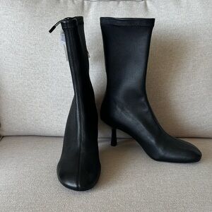 Zara Womens Soft Leather Boots Booties Black heeled US 8 EU 39 New